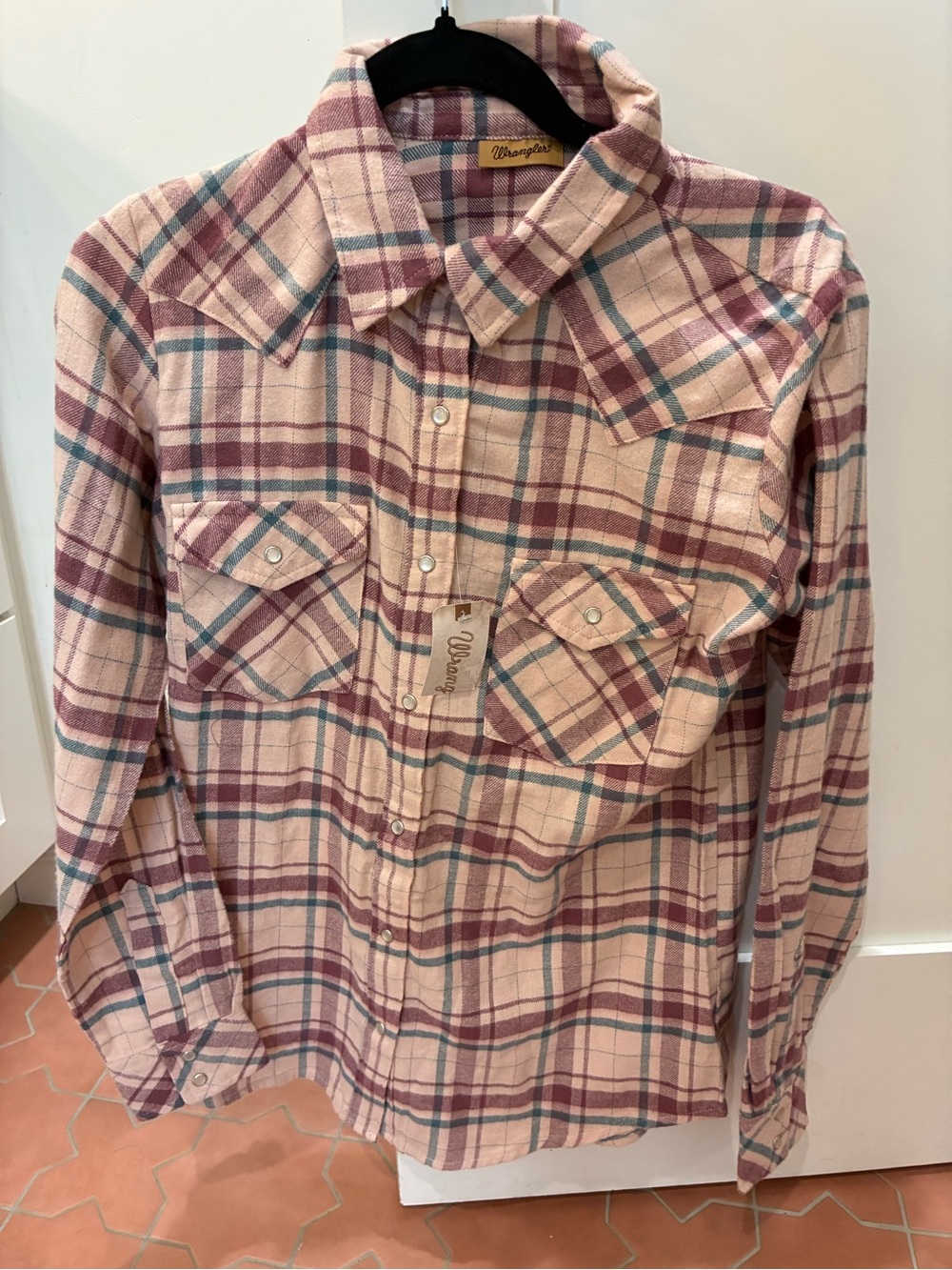 NWT Wrangler Western Plaid with Pearl Snaps